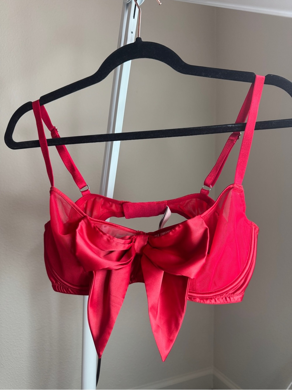VS Red Bow Front Satin Bra Top - Women Intimates & Sleepwear